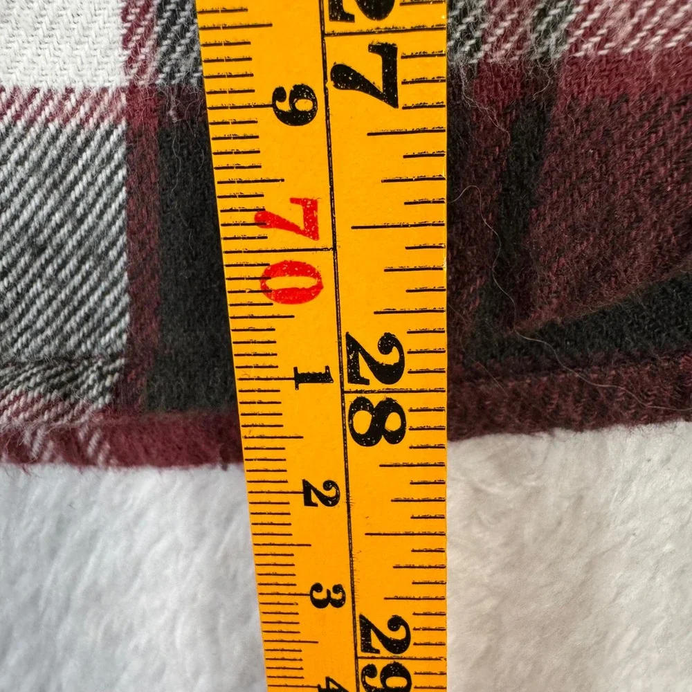 American Eagle Flannel Shirt Men L Red Plaid Button Down‎ Dual Button Pocket